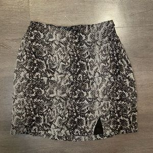 SOLD OUT Abercrombie and Fitch Miniskirt